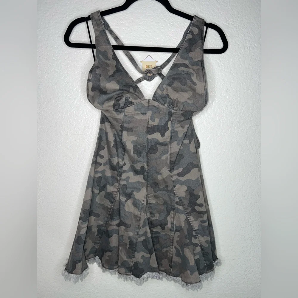 Kimchi Blue Hailey Halter Denim Dress - Picture 4 of 7
